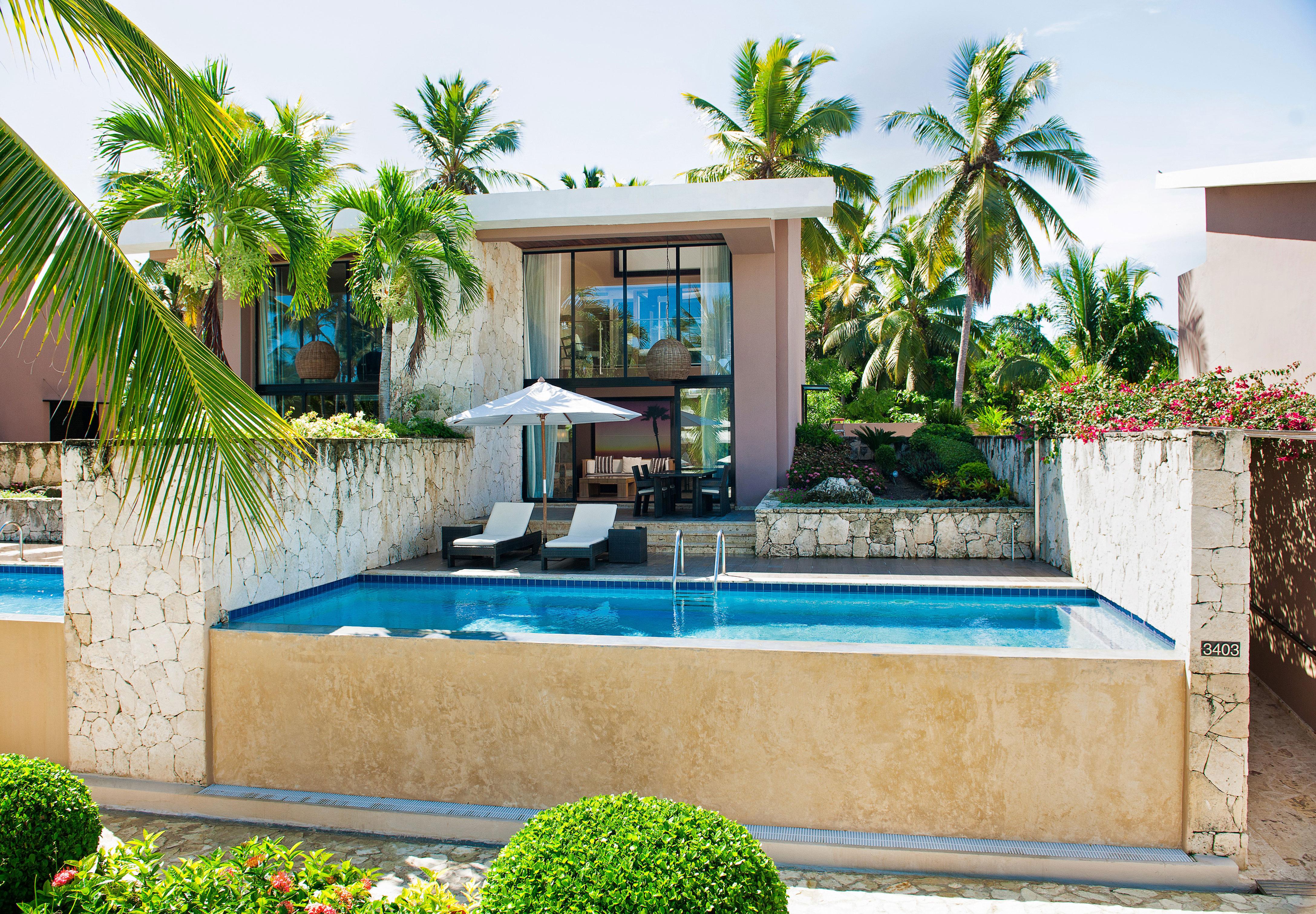 Catalonia Royal Bavaro (Adults Only) Пунта Кана Екстериор снимка A villa at Excellence Punta Cana