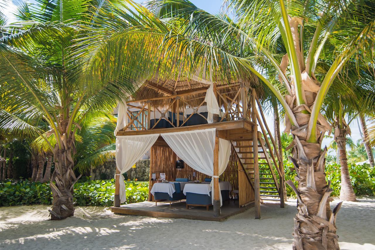 Catalonia Royal Bavaro (Adults Only) Пунта Кана Екстериор снимка The Beach Club at The Palms
