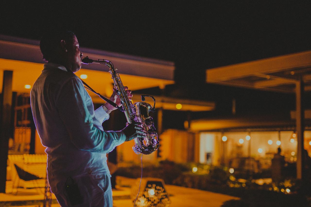 Catalonia Royal Bavaro (Adults Only) Пунта Кана Екстериор снимка Jazz in the evening