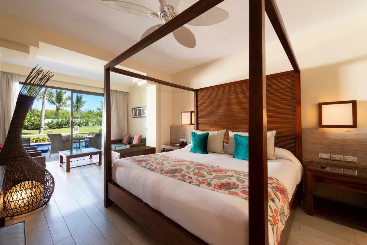 Catalonia Royal Bavaro (Adults Only) Пунта Кана Екстериор снимка Junior Suite swim-out