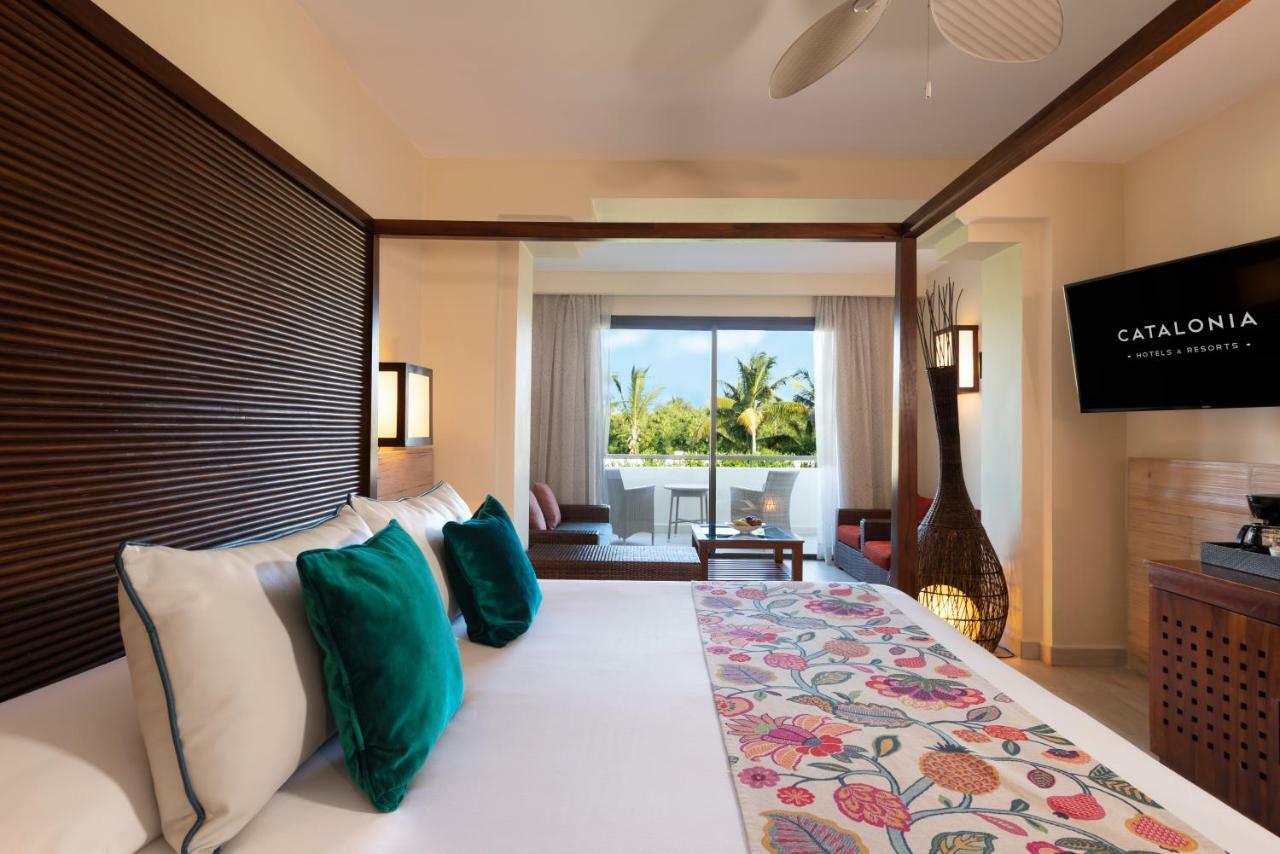 Catalonia Royal Bavaro (Adults Only) Пунта Кана Екстериор снимка Junior Suite